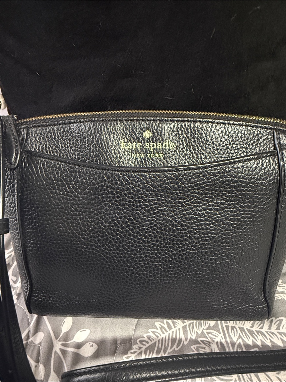 kate spade Monica black pebbled leather crossbody with gold logo - Picture 2 of 10
